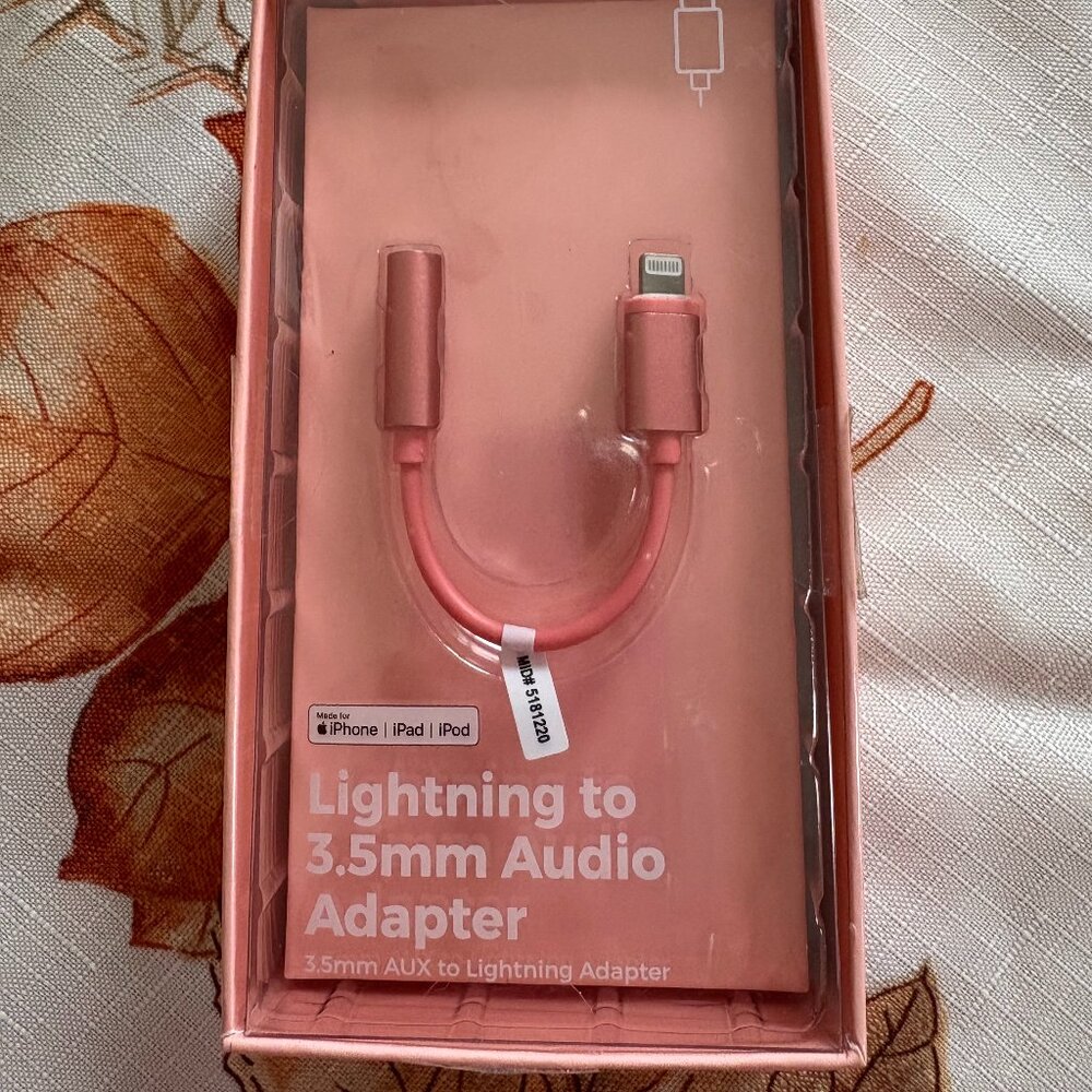 PINK Lightning to 3.5 mm Audio Adapter